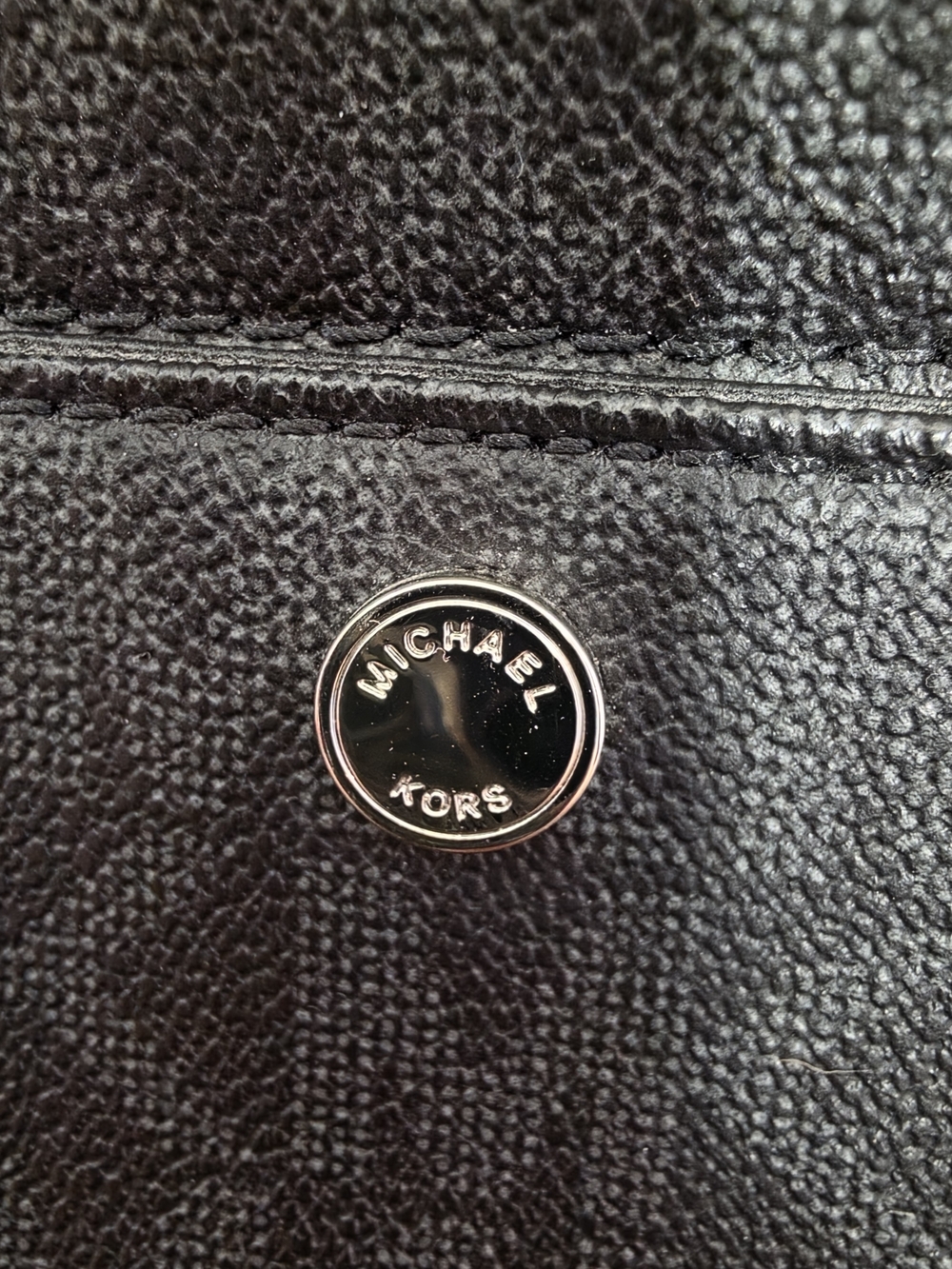Michael Kors Black Logo Tote Bag - Picture 2 of 8